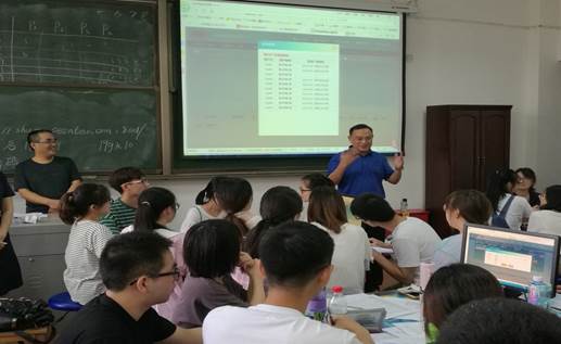 说明: C:\Users\Administrator\Desktop\校友胡兴莅临bat365在线平台官网\IMG_20190908_154835_1.jpg